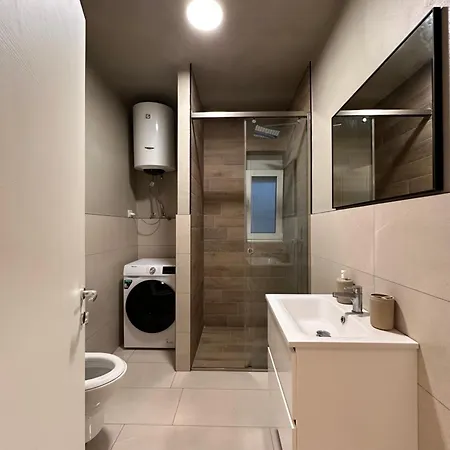 Apartment Iria *
